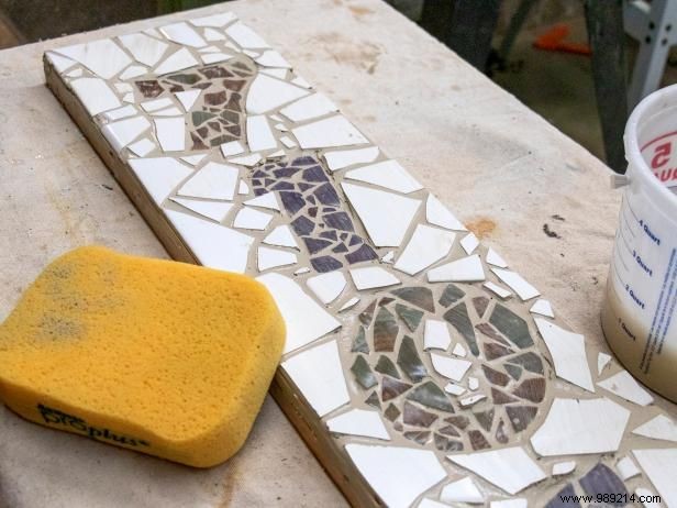 DIY Mosaic House Numbers: Transform Broken Dishes into Eye-Catching Address Plaques