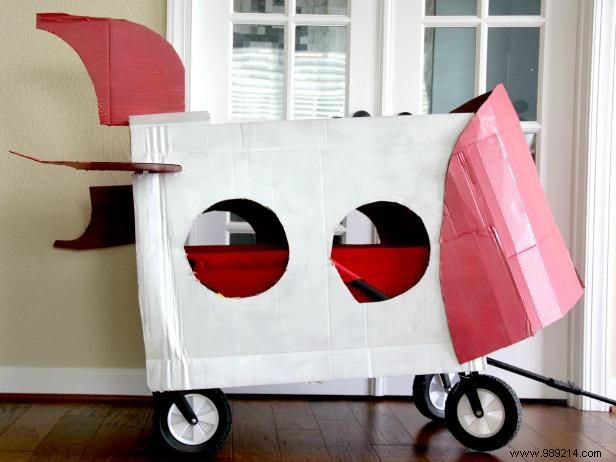 Transform Your Kid s Wagon into a Halloween Spaceship: Easy DIY Guide