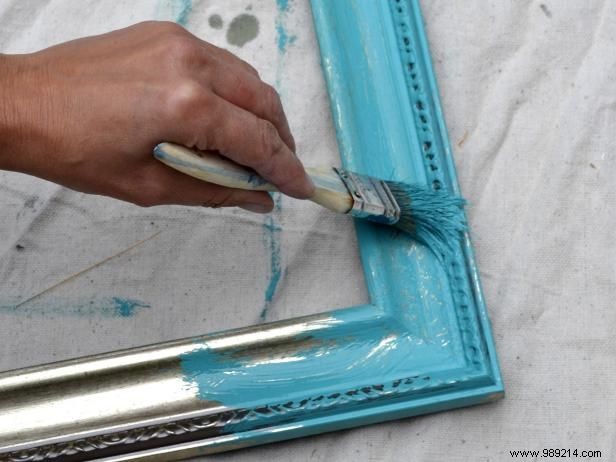 DIY Guide: Transform Old Picture Frames into Shabby-Chic Cork Message Boards