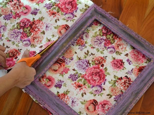 DIY Guide: Transform Old Picture Frames into Shabby-Chic Cork Message Boards