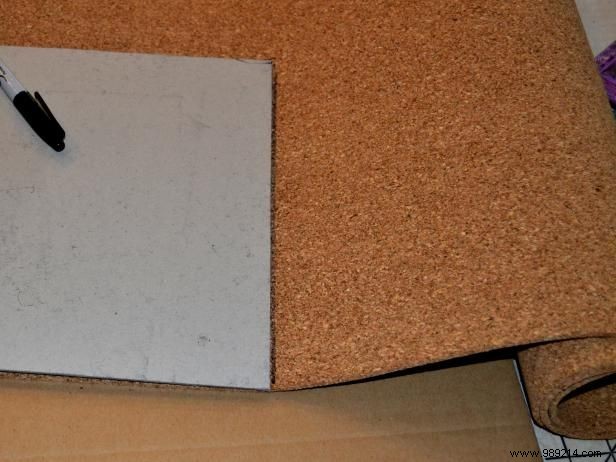 DIY Guide: Transform Old Picture Frames into Shabby-Chic Cork Message Boards