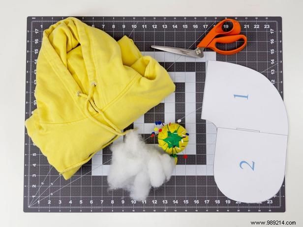 DIY Guide: Transform an Old Hoodie into a Cozy Travel Pillow