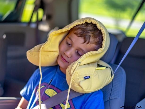 DIY Guide: Transform an Old Hoodie into a Cozy Travel Pillow