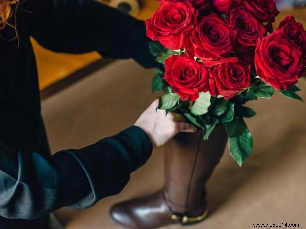 Transform Riding Boots into Elegant Flower Vases: Expert DIY Guide