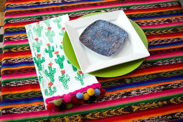 DIY Cactus-Print Tea Towels: Transform a Rolling Pin into a Printing Tool