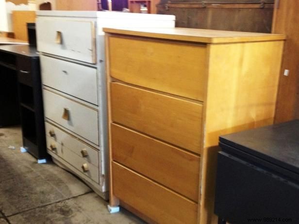 Expert DIY Guide: Refresh Old Furniture with Fabric Decoupage