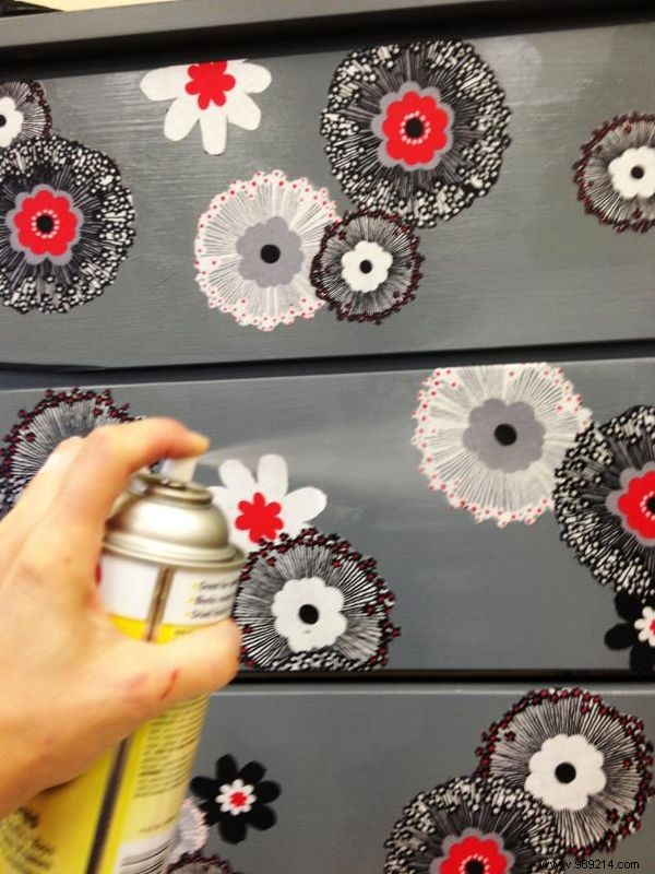 Expert DIY Guide: Refresh Old Furniture with Fabric Decoupage