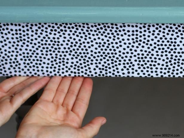 Expert DIY Guide: Upcycle Your Old Desk with Fabric – Step-by-Step Transformation
