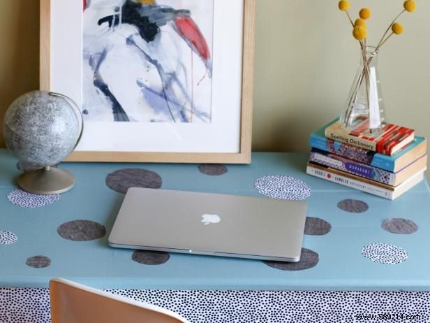 Expert DIY Guide: Upcycle Your Old Desk with Fabric – Step-by-Step Transformation