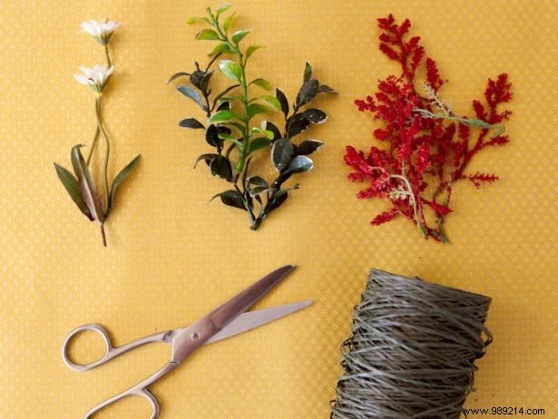 How to Wrap Gifts with a Stunning DIY Floral Garland