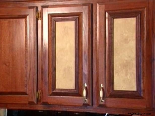 3 Expert Ways to Use Wallpaper as Stylish Home Accents