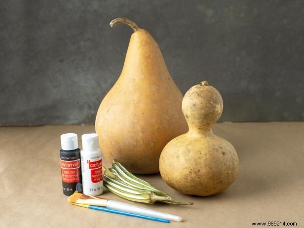 DIY Halloween Ghosts: Craft Spooky Decor from Dried Pumpkins and Okra Pods