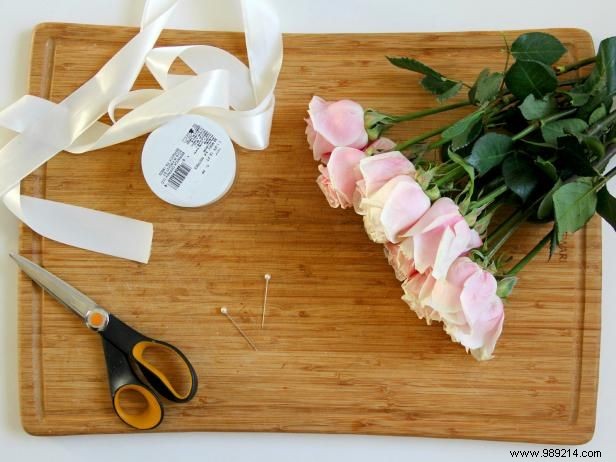 Expert DIY Guide: How to Wrap Flowers for a Stunning Wedding Bouquet