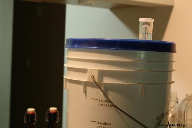 How to Brew Hard Apple Cider at Home: Easy 9-Step Beginner Guide