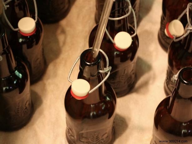 How to Brew Hard Apple Cider at Home: Easy 9-Step Beginner Guide