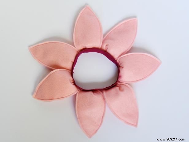 DIY Flower Halloween Costume for Dogs: Easy Step-by-Step Felt Crown Tutorial