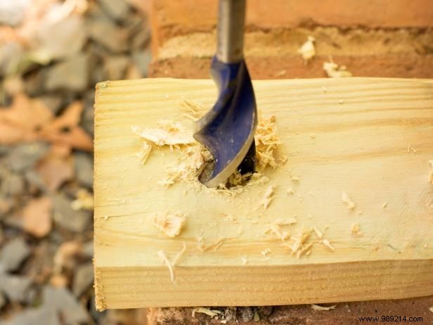 DIY Lantern Chandelier: Transform a Ladder into Stunning Hanging Lights