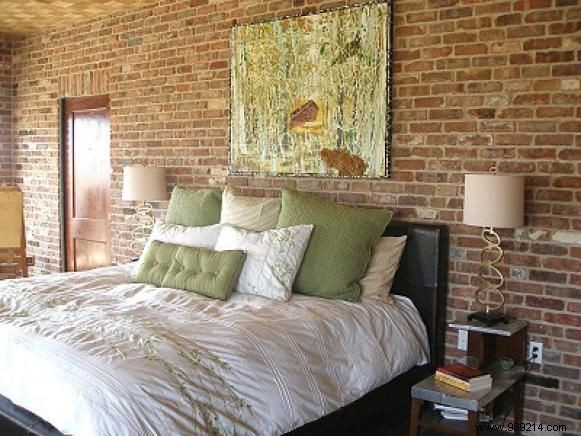 Let Your Personality Shine: Bold Home Decor That Reflects You