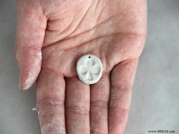 DIY Air-Dry Clay Shamrock Necklace: Festive St. Patrick s Day Craft Tutorial