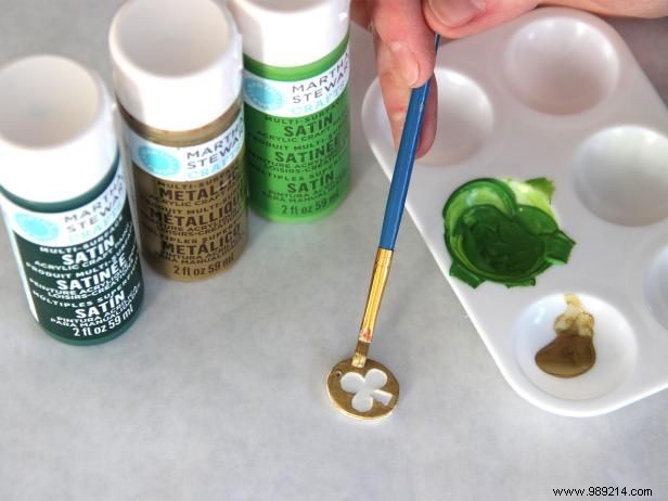 DIY Air-Dry Clay Shamrock Necklace: Festive St. Patrick s Day Craft Tutorial