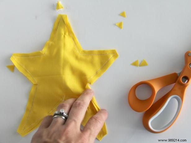 DIY Shooting Star Halloween Costume: Easy Step-by-Step Guide for Kids