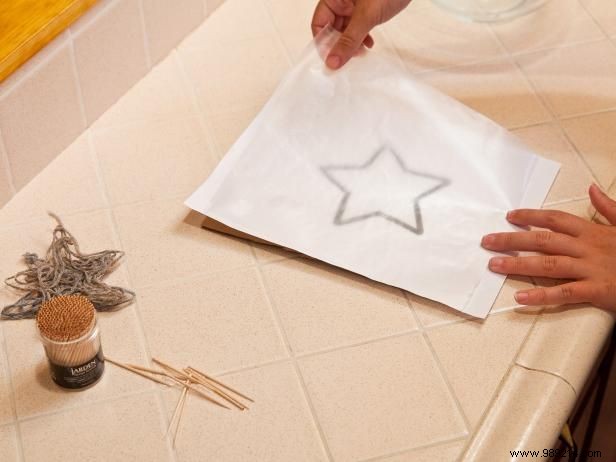 How to Craft Scandinavian Christmas Yarn Star Ornaments: Easy DIY Guide