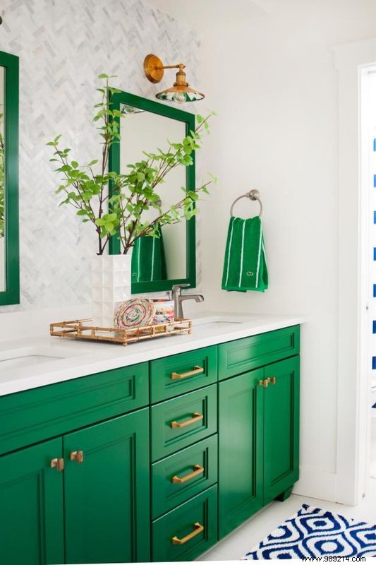 Transform Your Powder Room: Expert Painting Ideas and Tips