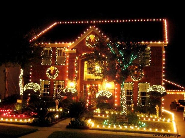 Stunning Holiday Light Displays: Top Picks from Rate My Space Community
