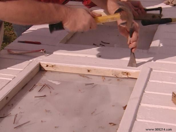 Expert Step-by-Step Guide to Restoring Vintage Sliding Garage Doors
