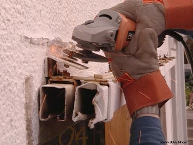 Expert Step-by-Step Guide to Restoring Vintage Sliding Garage Doors