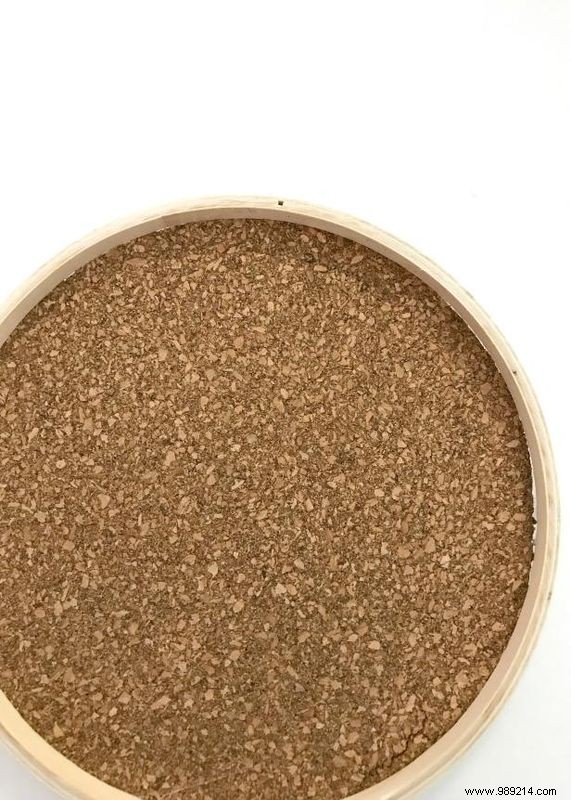 Elegant DIY Embroidery Hoop Wall Pockets: Stylish Storage by Jennifer Perkins