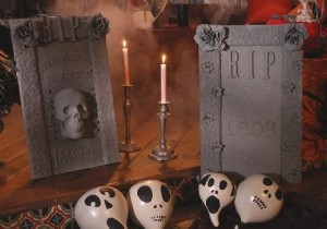 DIY Halloween Headstone: Build a Realistic Tombstone Prop with Plywood