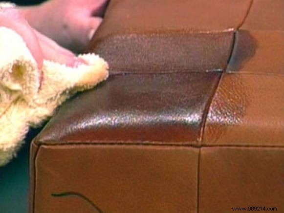 Expert Tips for Cleaning and Maintaining Leather Upholstery