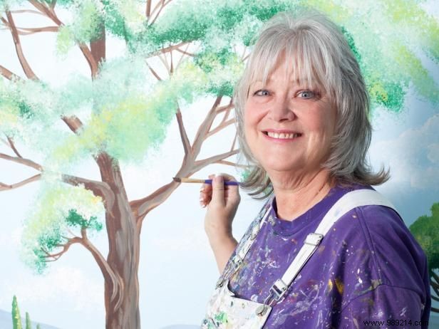 Expert Tips for Creating Stunning Murals in Your Child s Bedroom: DIY or Pro?