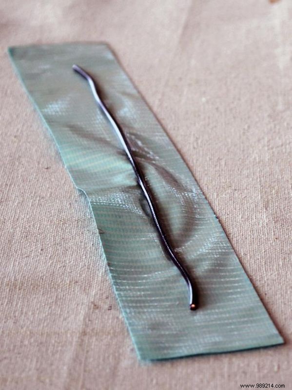 3 Easy DIY Duct Tape and Washi Tape Bracelet Tutorials