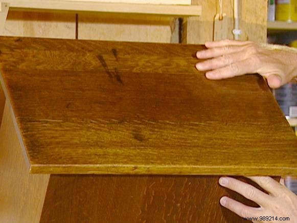 Expert Guide: How to Spot Genuine Antiques and Avoid Reproductions