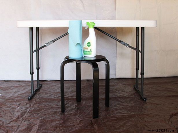 Transform a Plastic Folding Table into a Stylish Modern Desk: Proven DIY Guide