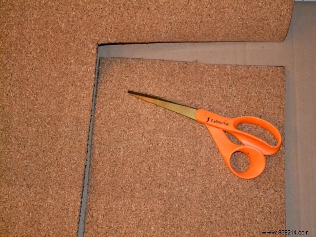 DIY Guide: Transform an Old Six-Pane Window into a Multi-Functional Message Board