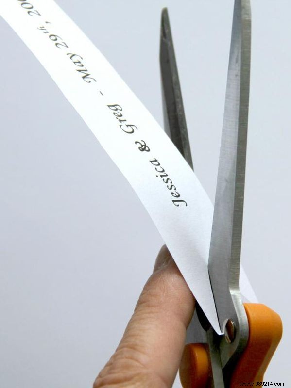 Transform Your Wedding Ring Box into a Heartfelt Christmas Ornament: DIY Guide