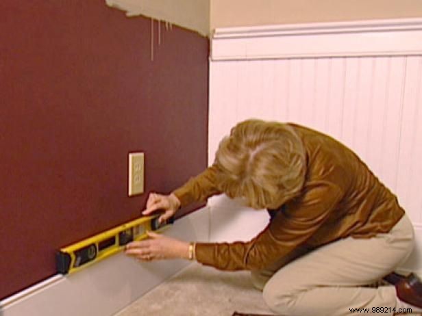 Expert Step-by-Step Guide to Installing Wainscoting Panels