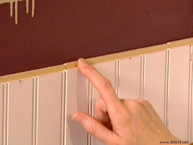 Expert Step-by-Step Guide to Installing Wainscoting Panels