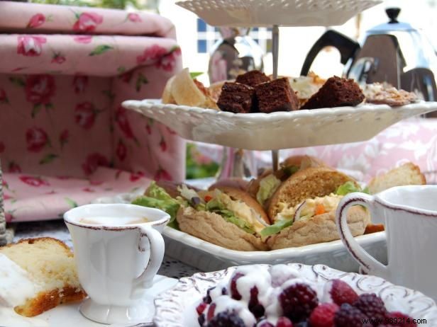 Bridal Shower Etiquette & Planning Guide: Expert Tips for the Perfect Event